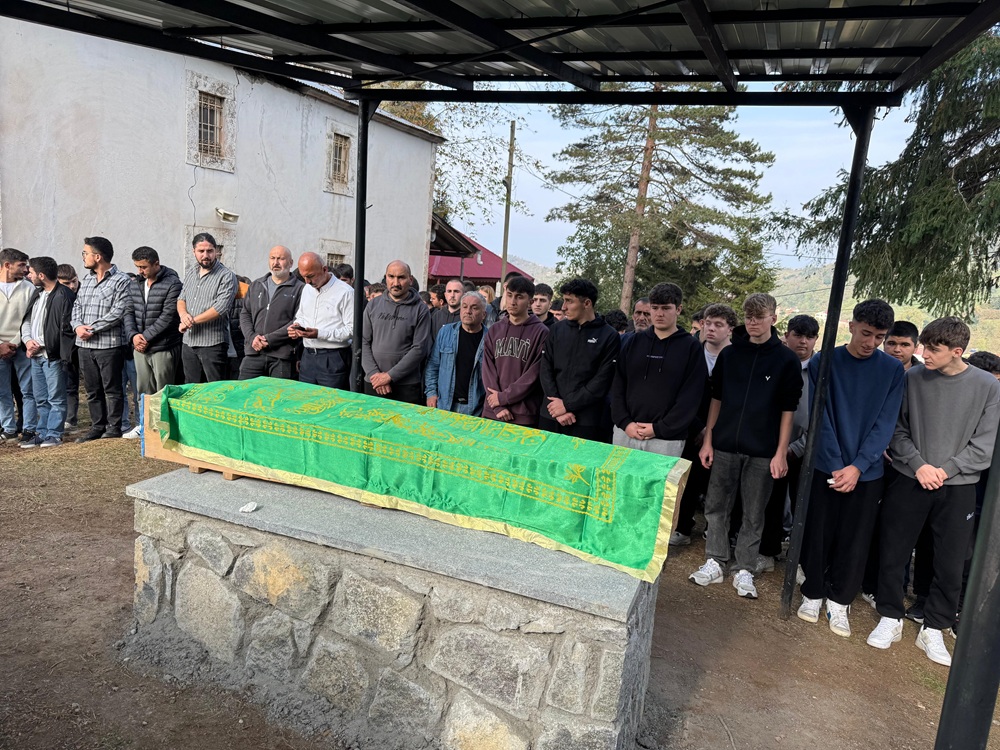 Genç Futbolcu Samet Şahin Hayatını Kaybetti (1)