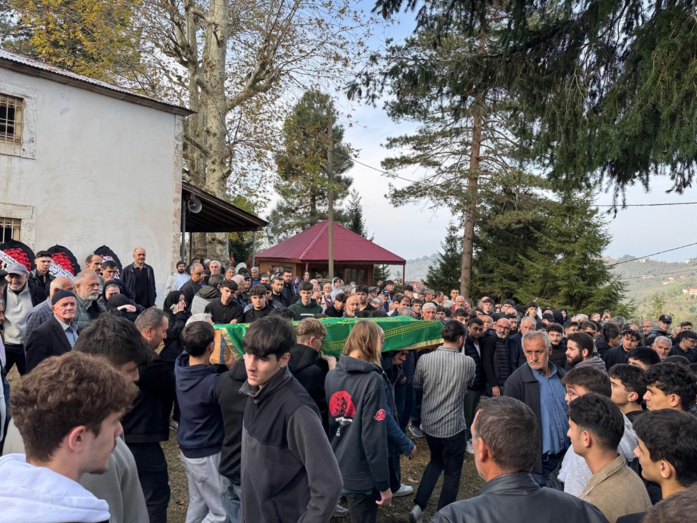 Genç Futbolcu Samet Şahin Hayatını Kaybetti (3)