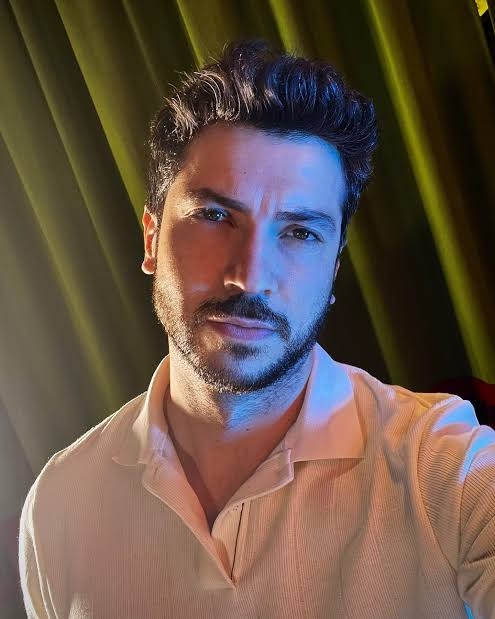 Hikayeden Adamlar Ozan