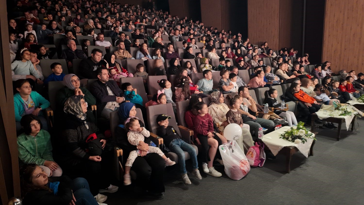 Isparta Belediyesi Şehir Tiyatrosu (2)