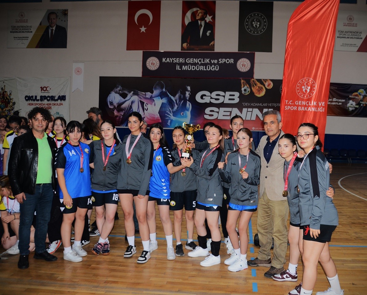 Kayseri Spor Lisesi Hentbol (1)