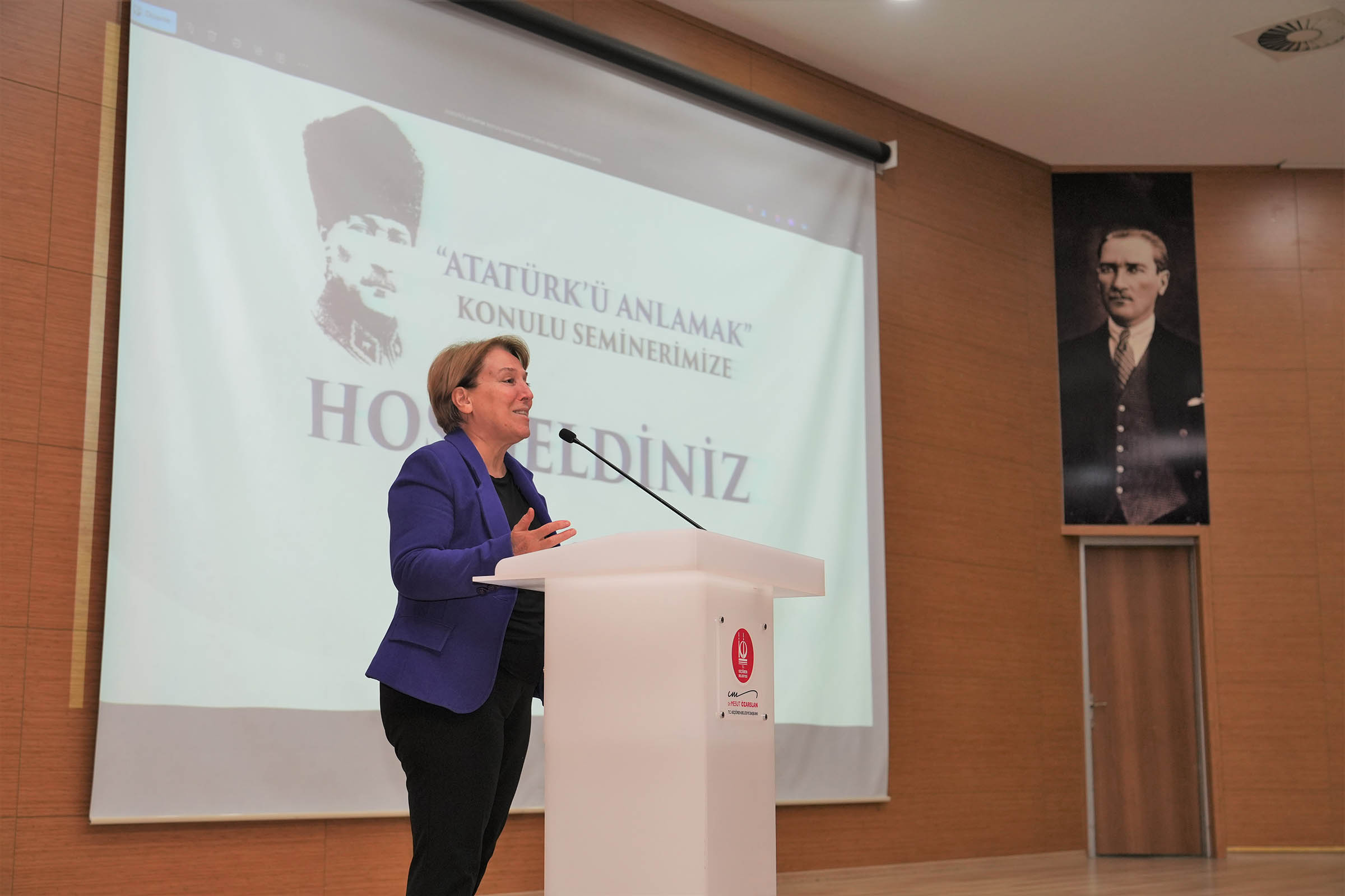 Keçi̇ören Beledi̇ye Başkan Başdanişmani İlahi̇yatçi, Yazar Ayşe Sucu