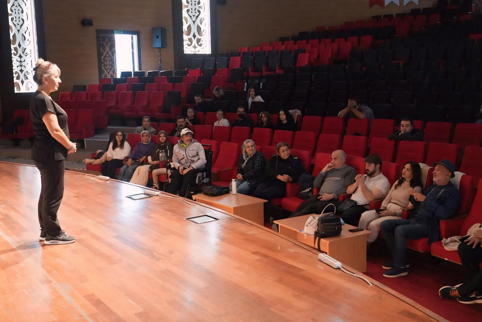 Keçiören Şehir Tiyatrosu (4)