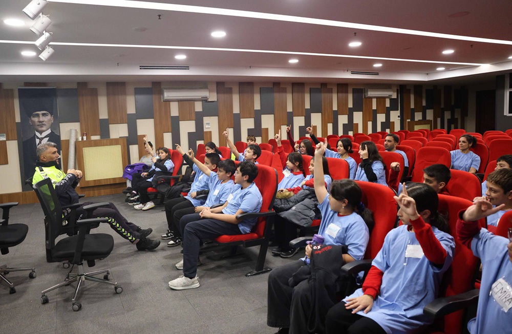 Kreş Çocuklara Trafik Eğitimi (7)