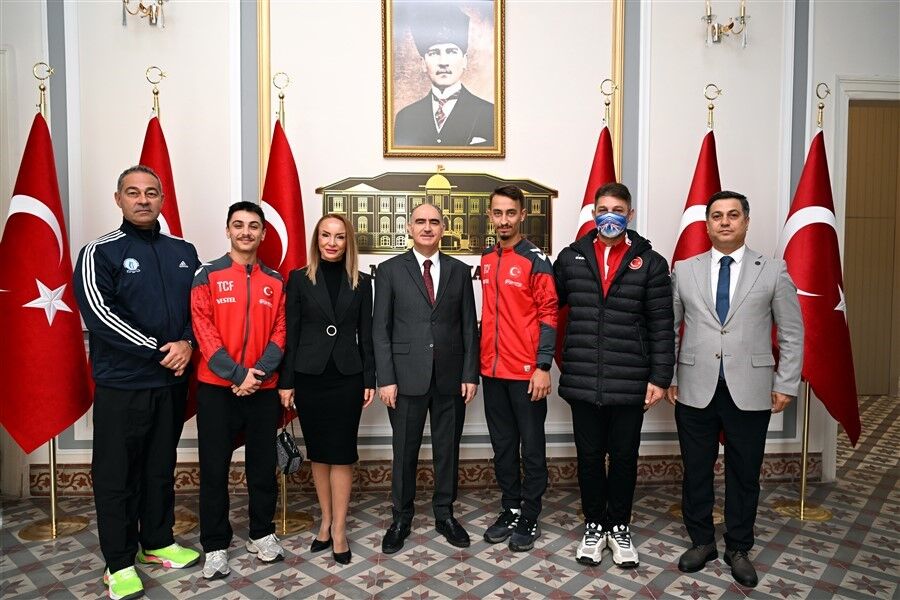 Manisalı Sporcular Avrupa’da Kürsüye Çıktı (2)