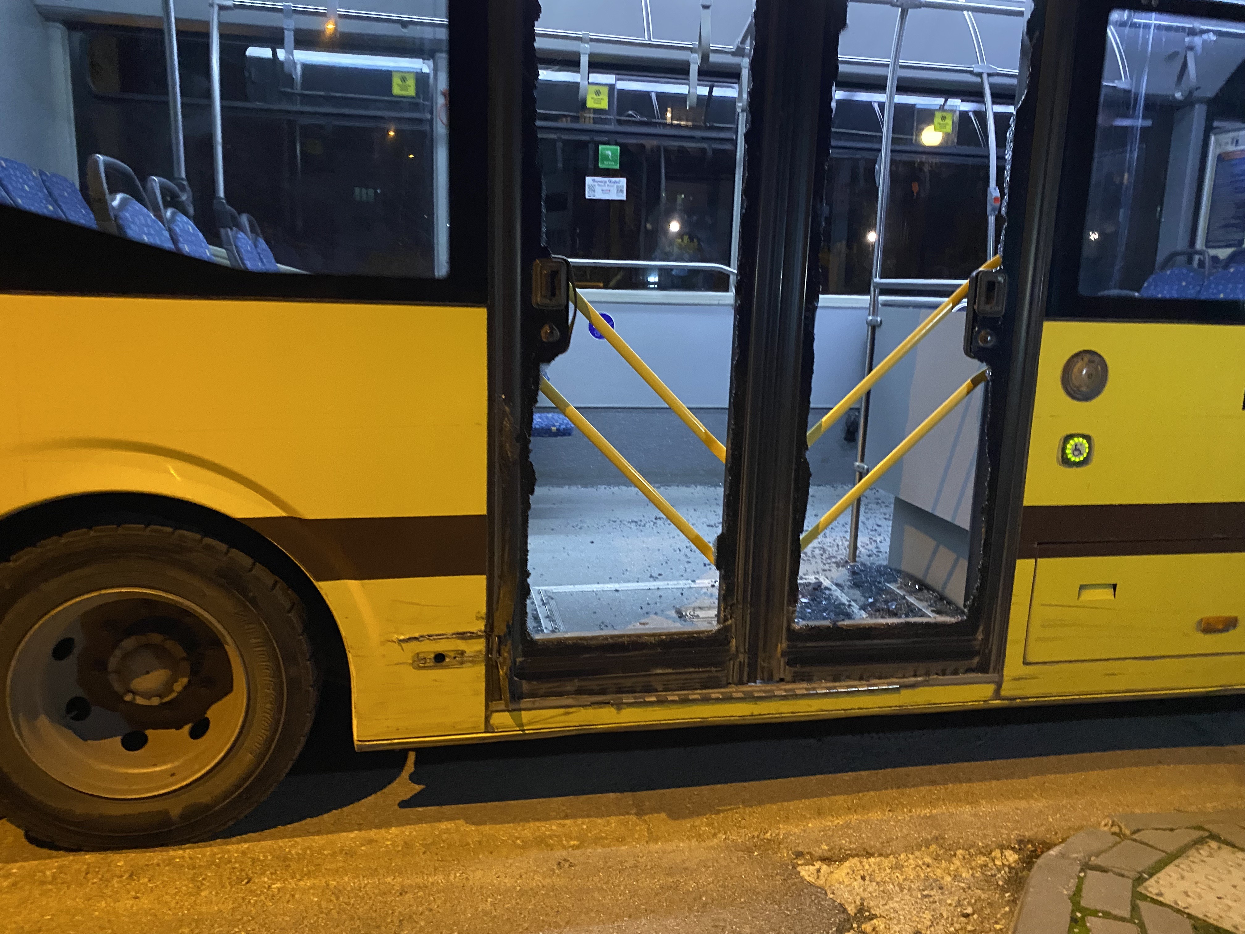 Otobüsle Çarpışma (1)