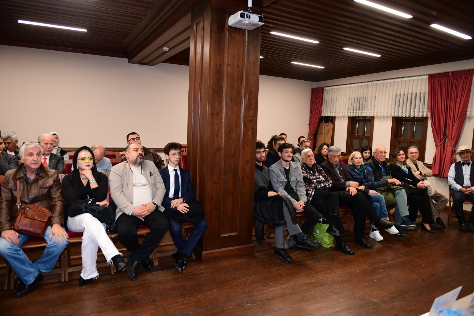 Şadırvanlı Han Felsefe Konferansları (1)