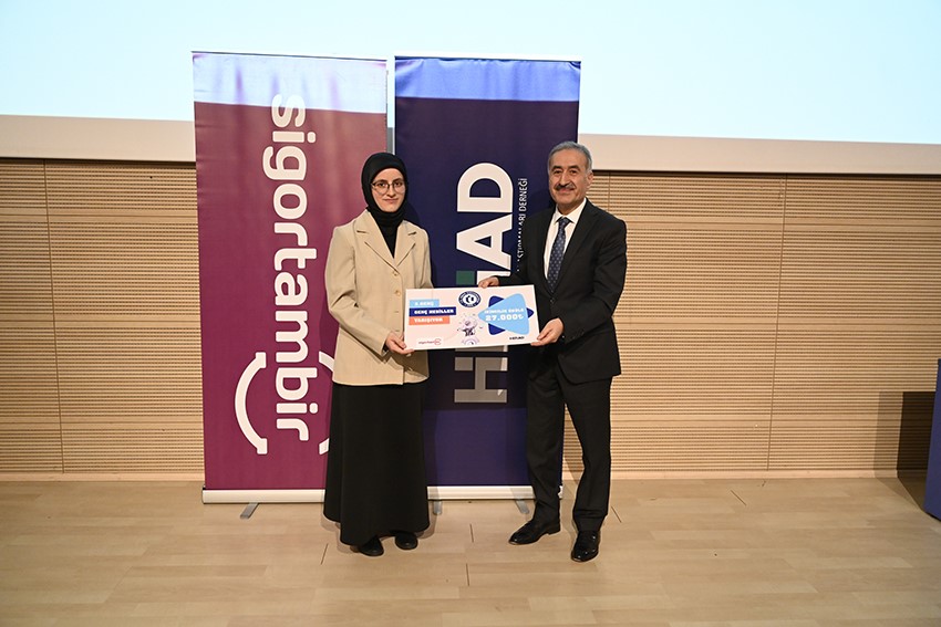 Uşak Üniversitesi’nde Genç Fikirler Yarıştı (1)