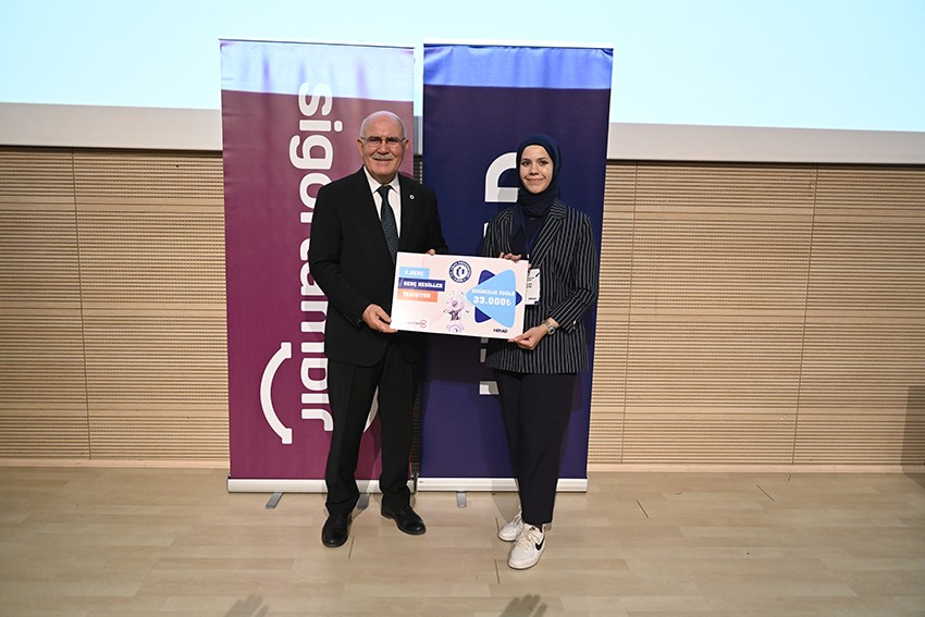 Uşak Üniversitesi’nde Genç Fikirler Yarıştı (2)