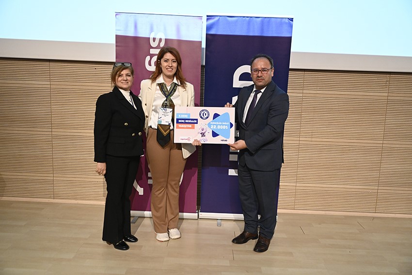 Uşak Üniversitesi’nde Genç Fikirler Yarıştı (5)