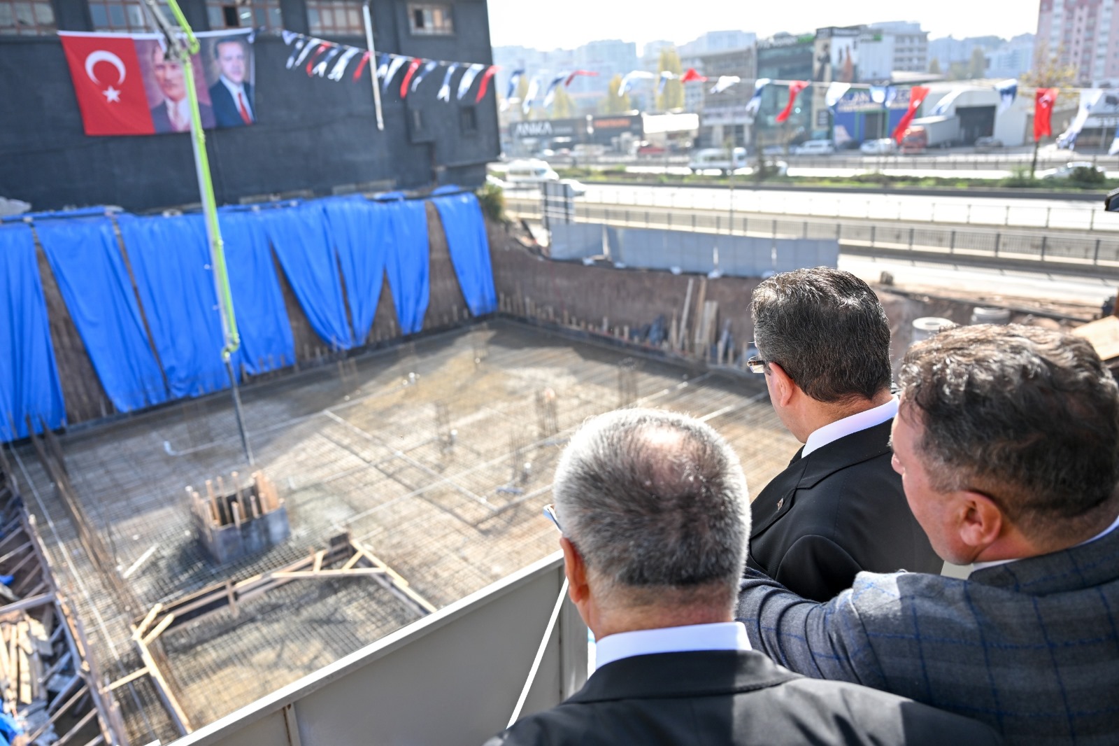 Yi̇ne Bi̇r Yatirim, Yeni̇ Bi̇r Yatirim (2)