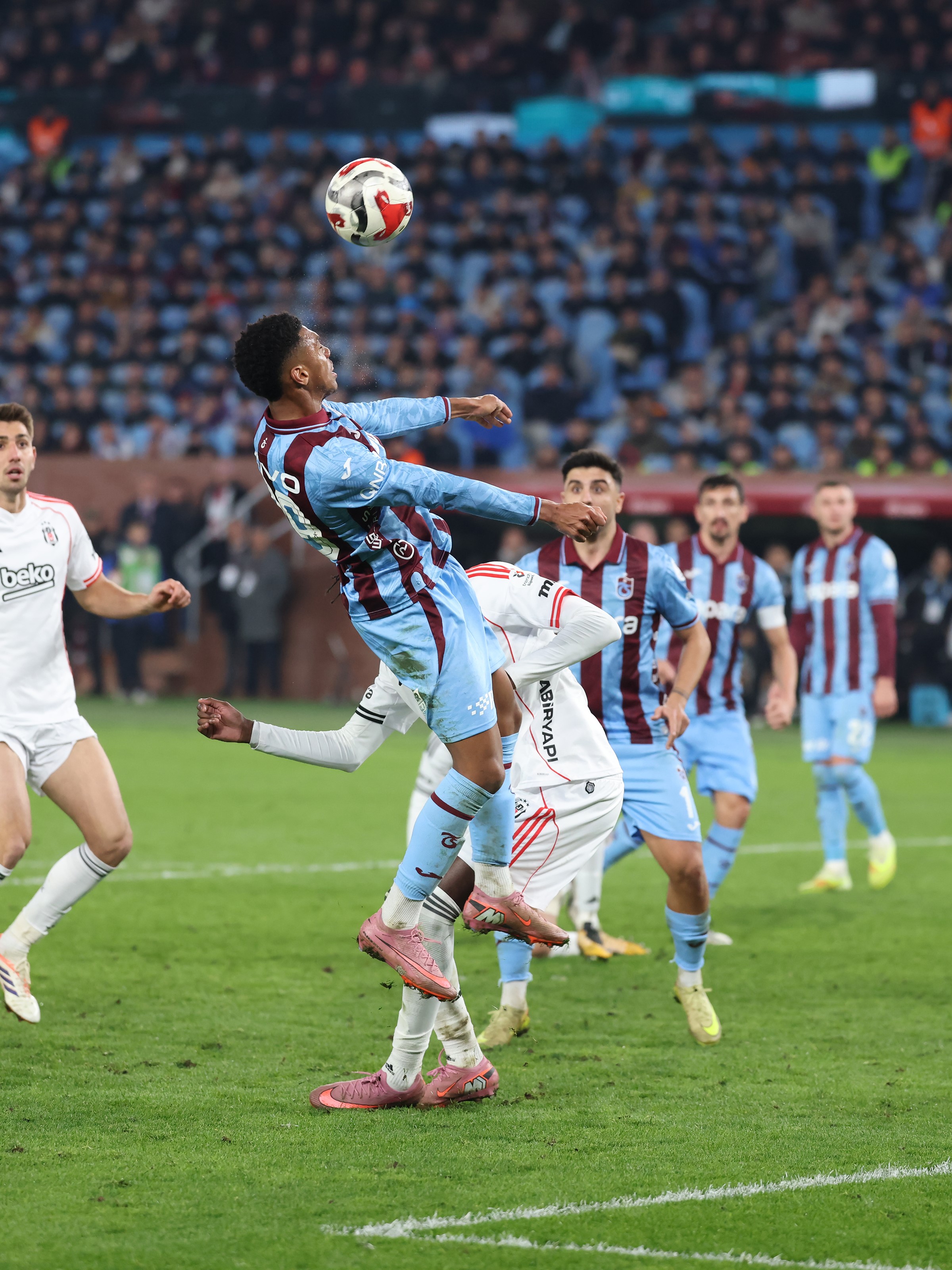 10 kişilik Beşiktaş direndi, Trabzonspor pes etmedi - 3