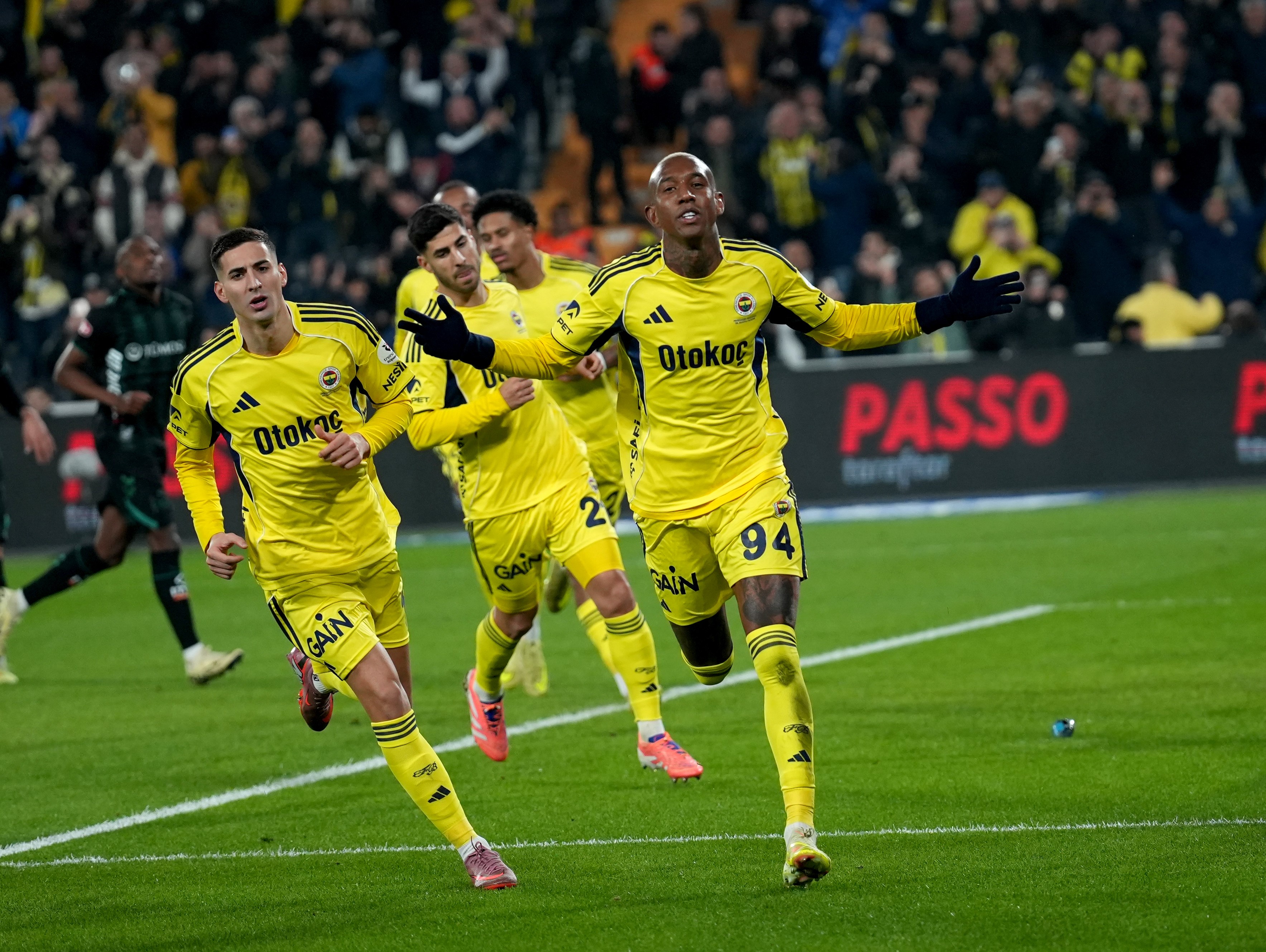 Fenerbahçe, Konyaspor'u 4 golle mağlup etti - 2