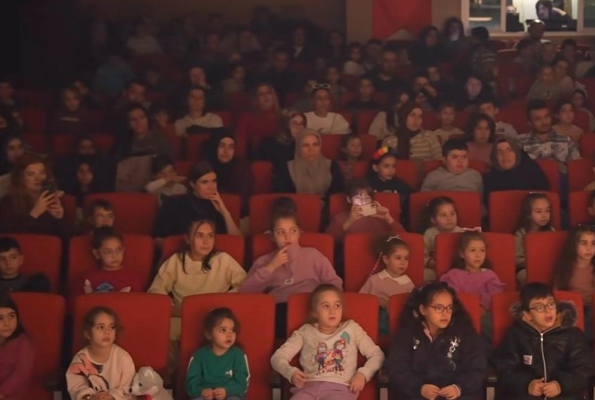 Ankara'da belediyelerden tiyatro atağı - Sincan