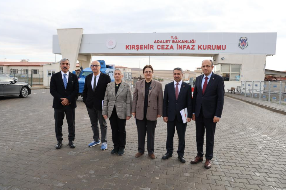 Ekran Resmi 2025 12 01 14.34.06