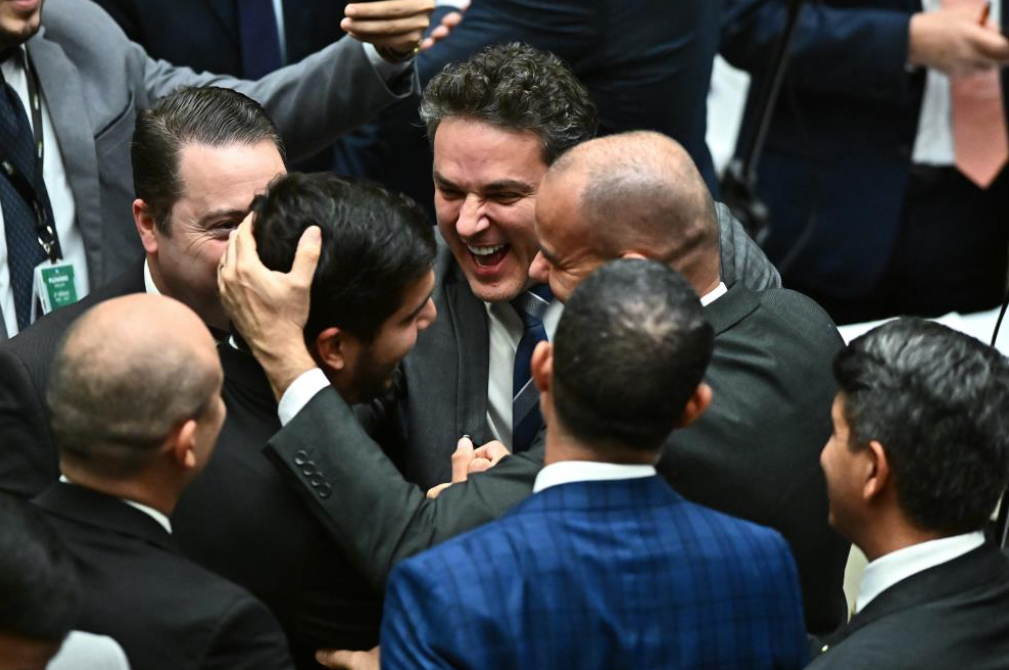 Ekran Resmi 2025 12 10 13.04.19