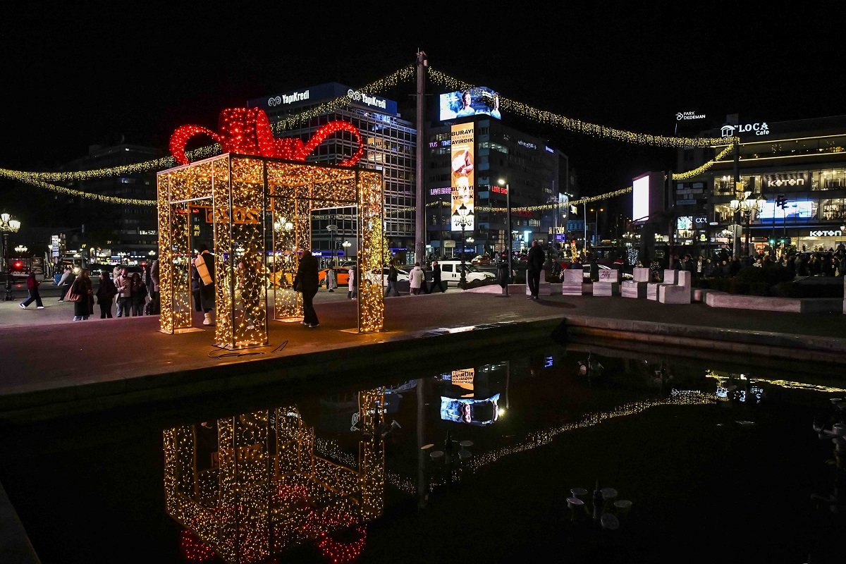 Kızılay 2026 Süslemesi (3)