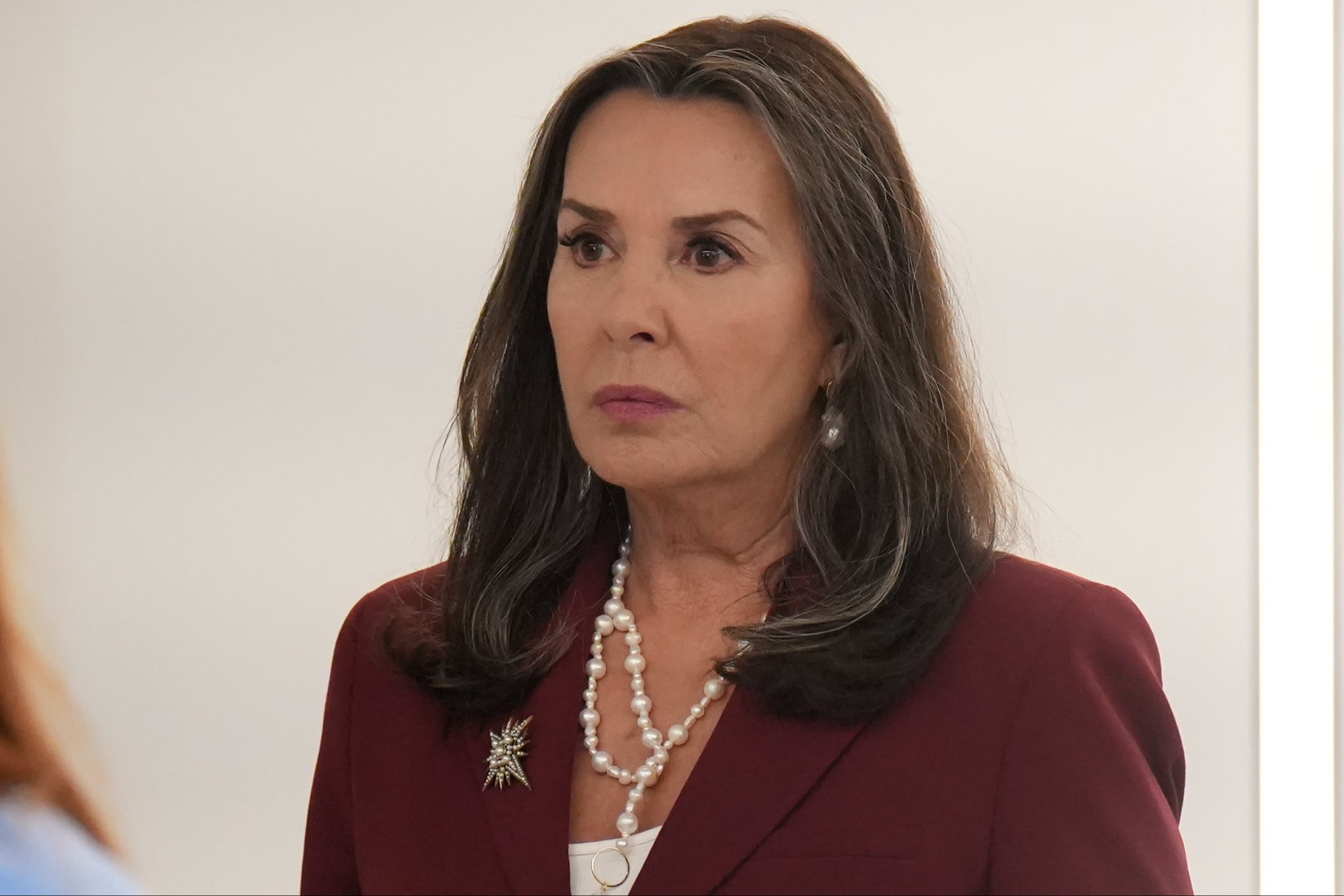 Sahtekarlar 9. Bölüm 4