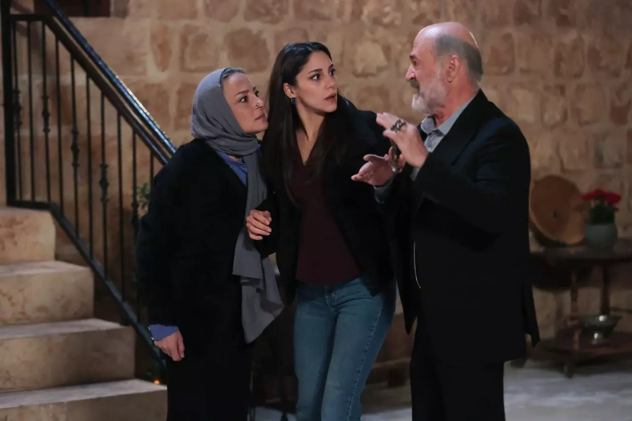 Uzak Şehir 40. Bölüm 7