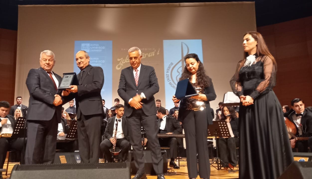 Zeki Müren Anma (2)