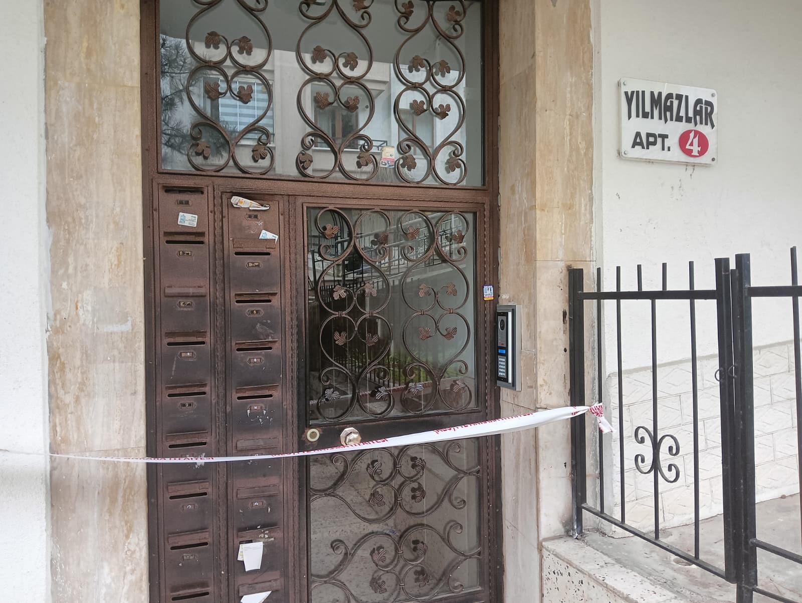 Çankaya’da taşıyıcı kolon çöktü, bina tahliye edildi - 2