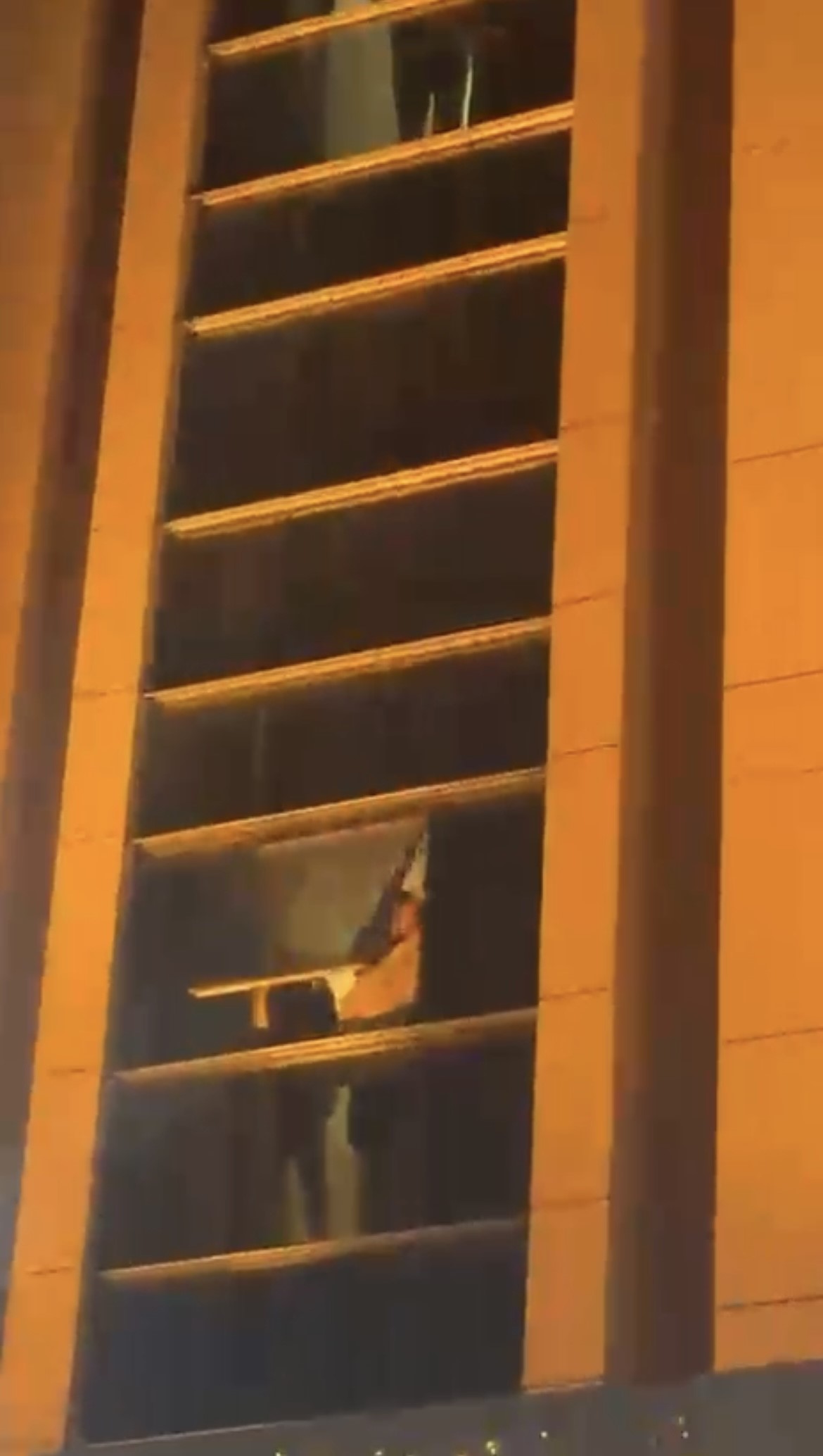 Bursa Nilüfer’de 5 katlı otelde yangın - 3