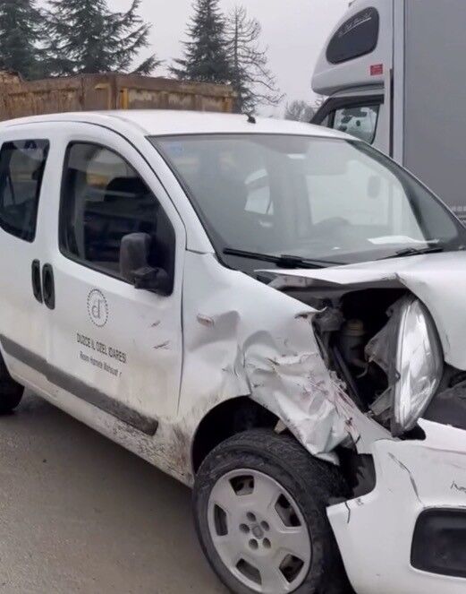 Düzce’de araç muayene istasyonunda zincirleme kaza - 4