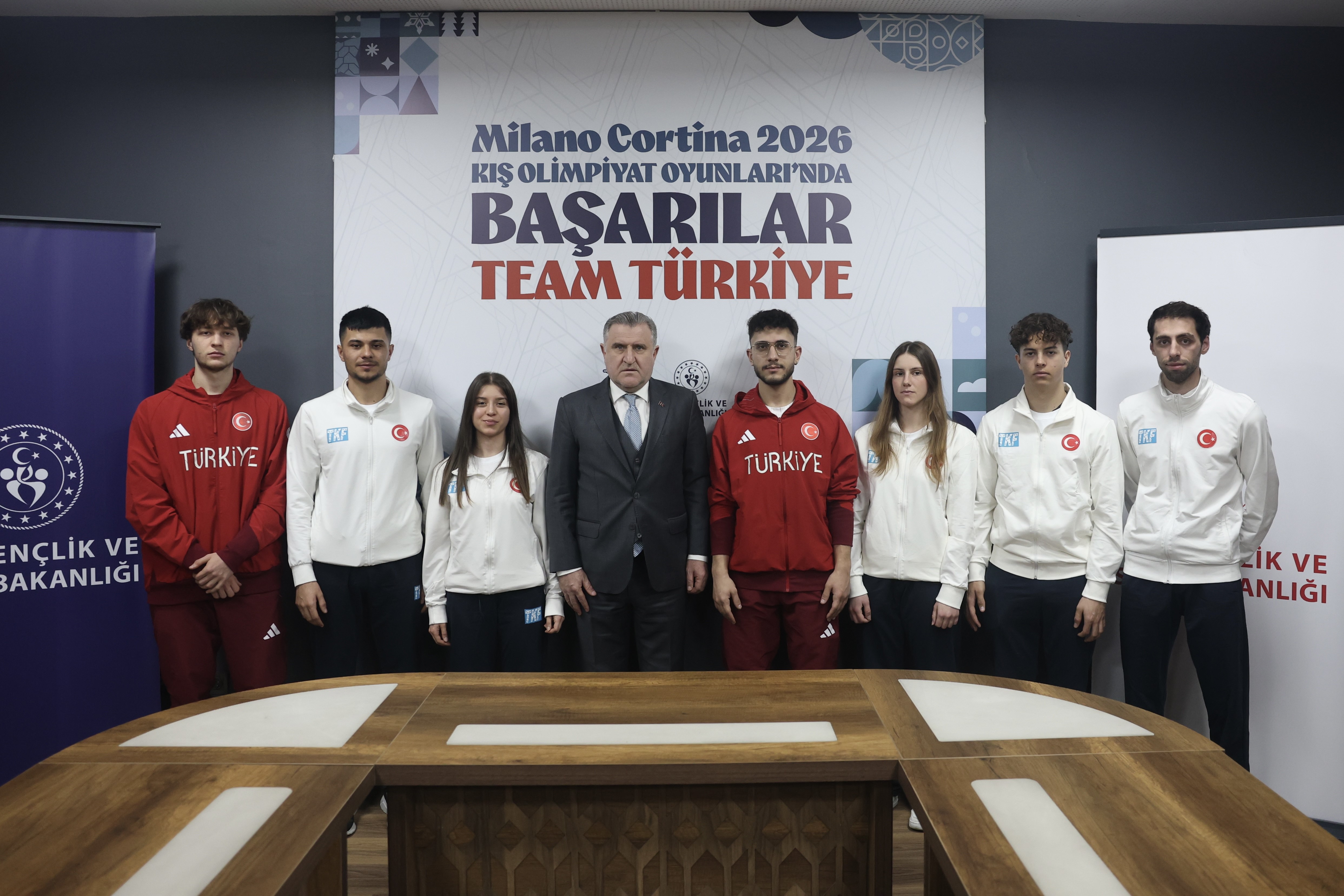 Gençlik ve Spor Bakanı Osman Aşkın Bak-2