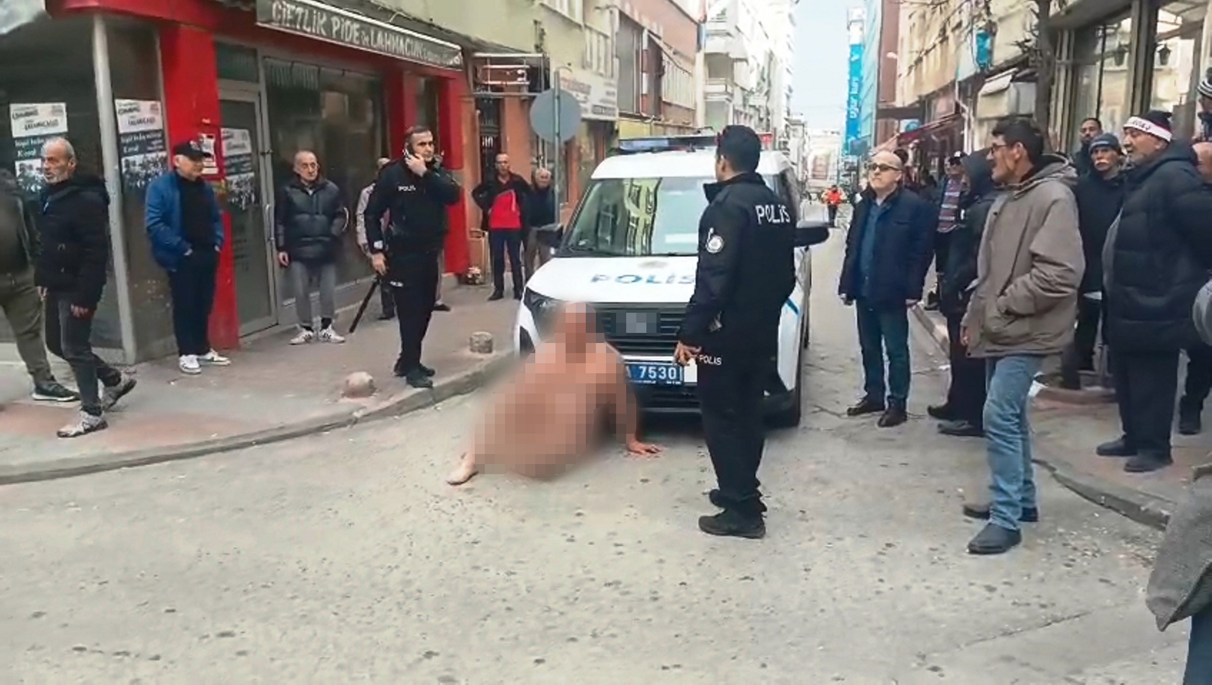 Samsun’da “Çıplak Vatandaş” filmini hatırlatan olay - 4