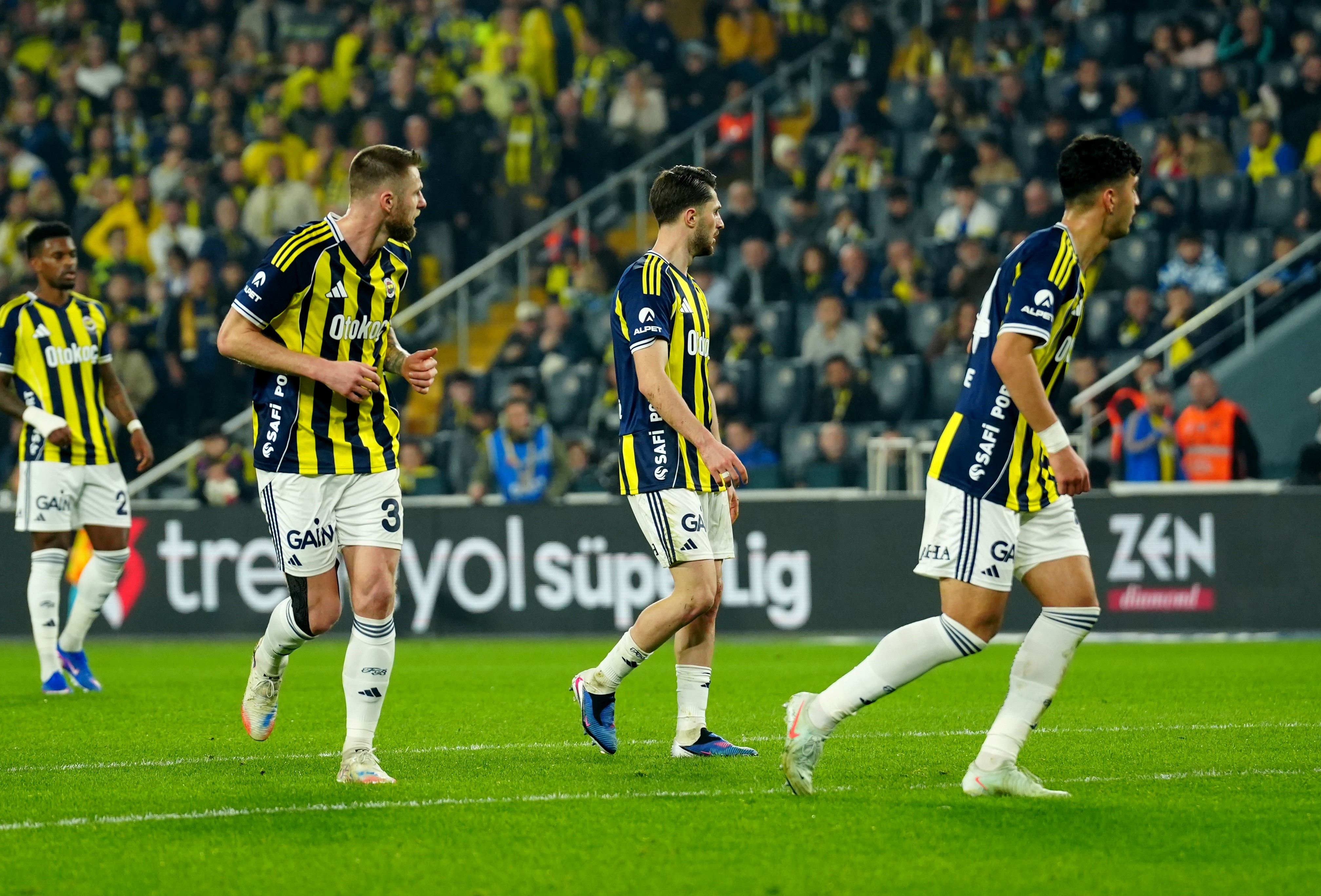 Fenerbahçe evinde takıldı, serisi sona erdi - 2