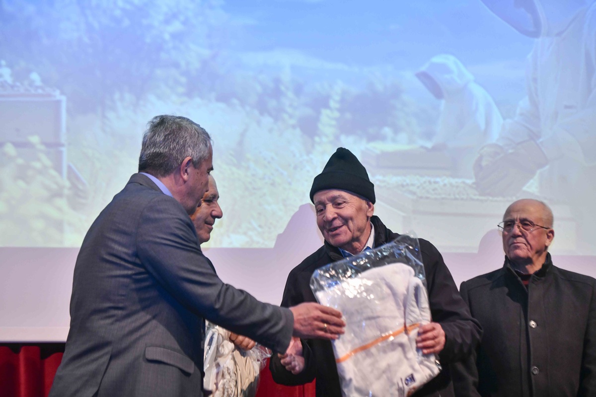 Abb’den Arıcılara Koloni Yönetimi Eğitimi (1)-1