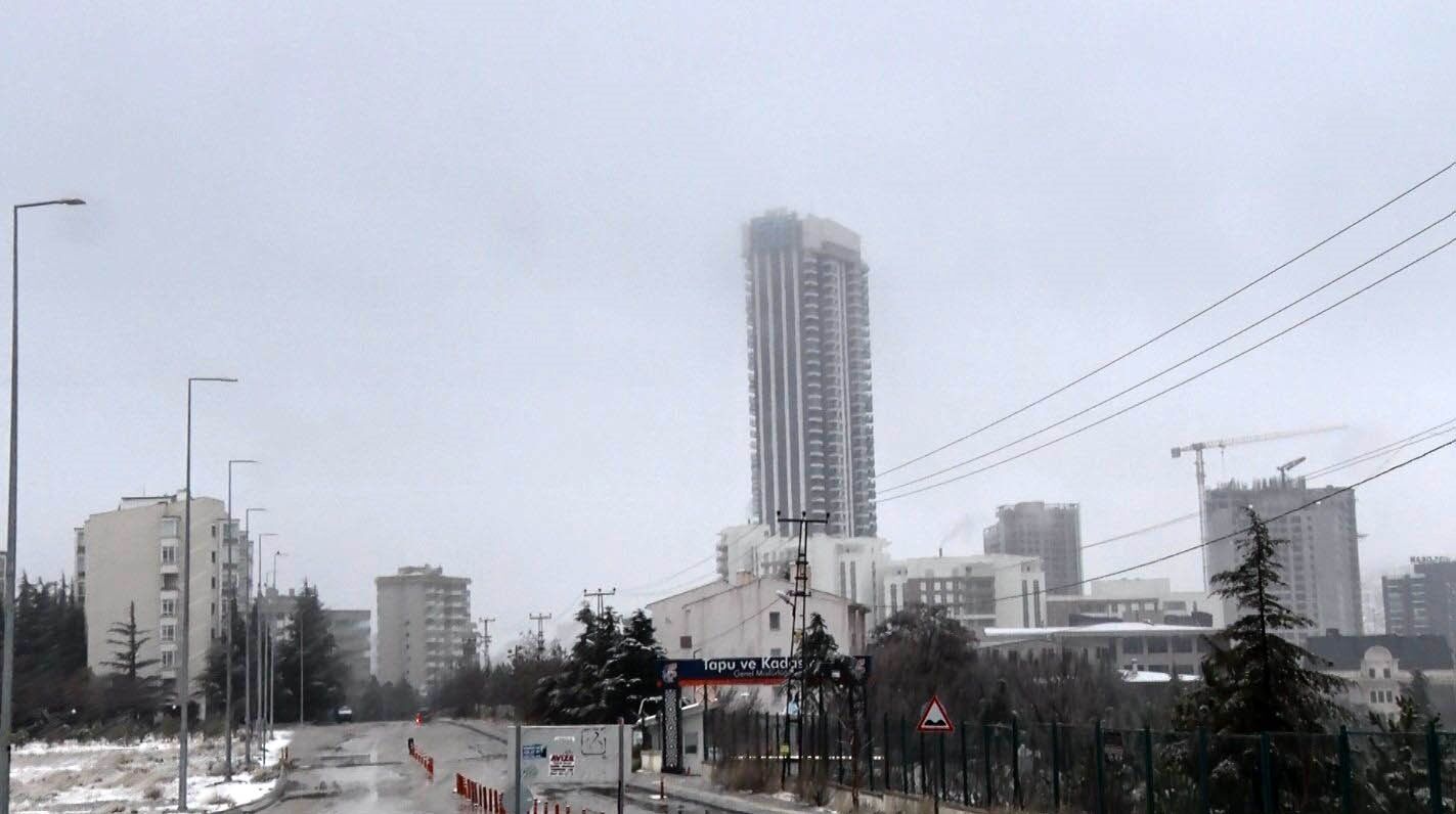 Ankara’da Kar Ve Karla Karışık Yağmur Etkili Oldu (1)