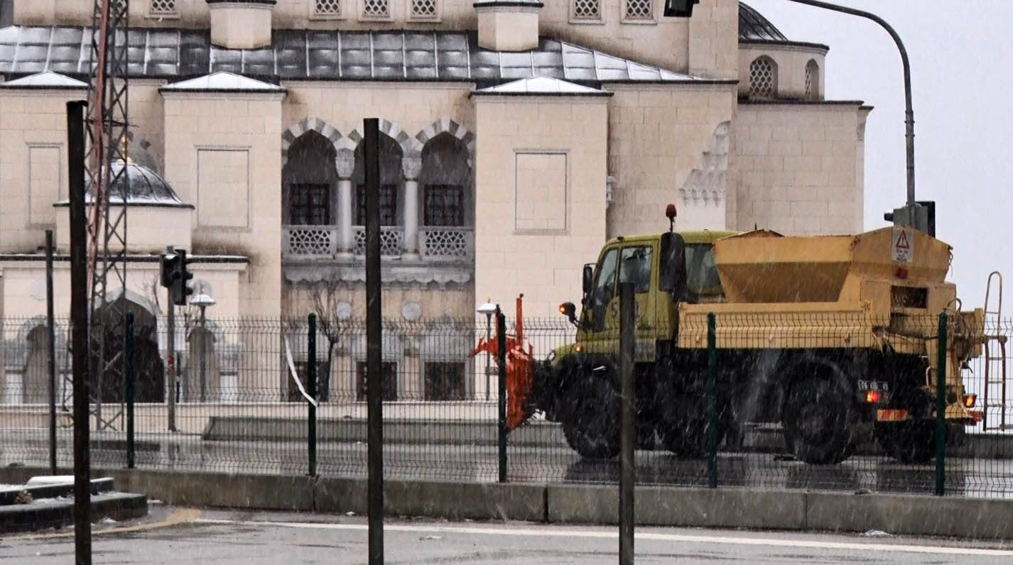 Ankara’da Kar Ve Karla Karışık Yağmur Etkili Oldu (4)