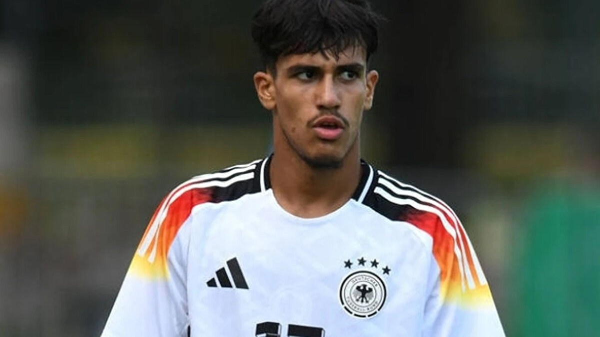 Can Armando Güner (1)