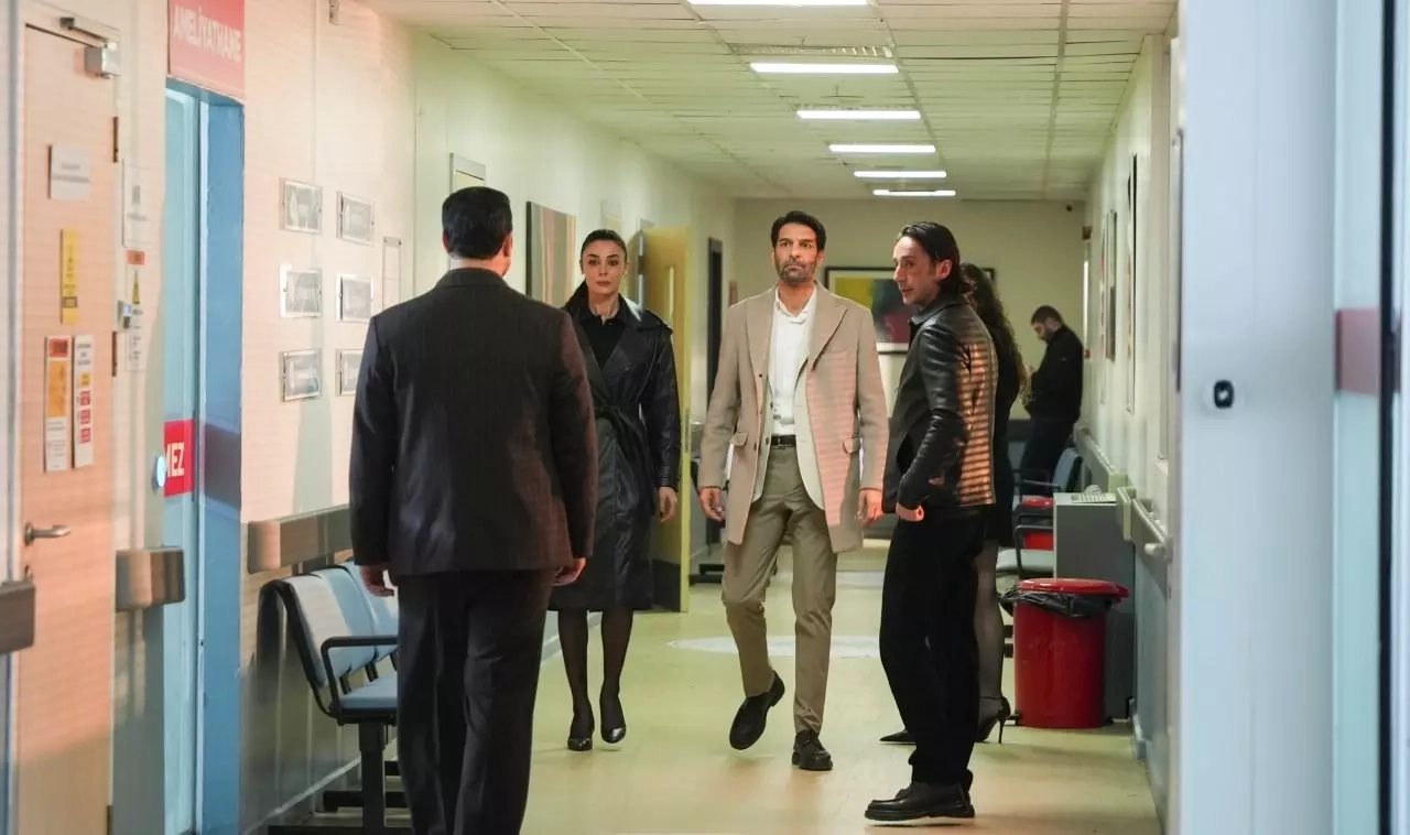 Eşref Rüya 28. Bölüm 8