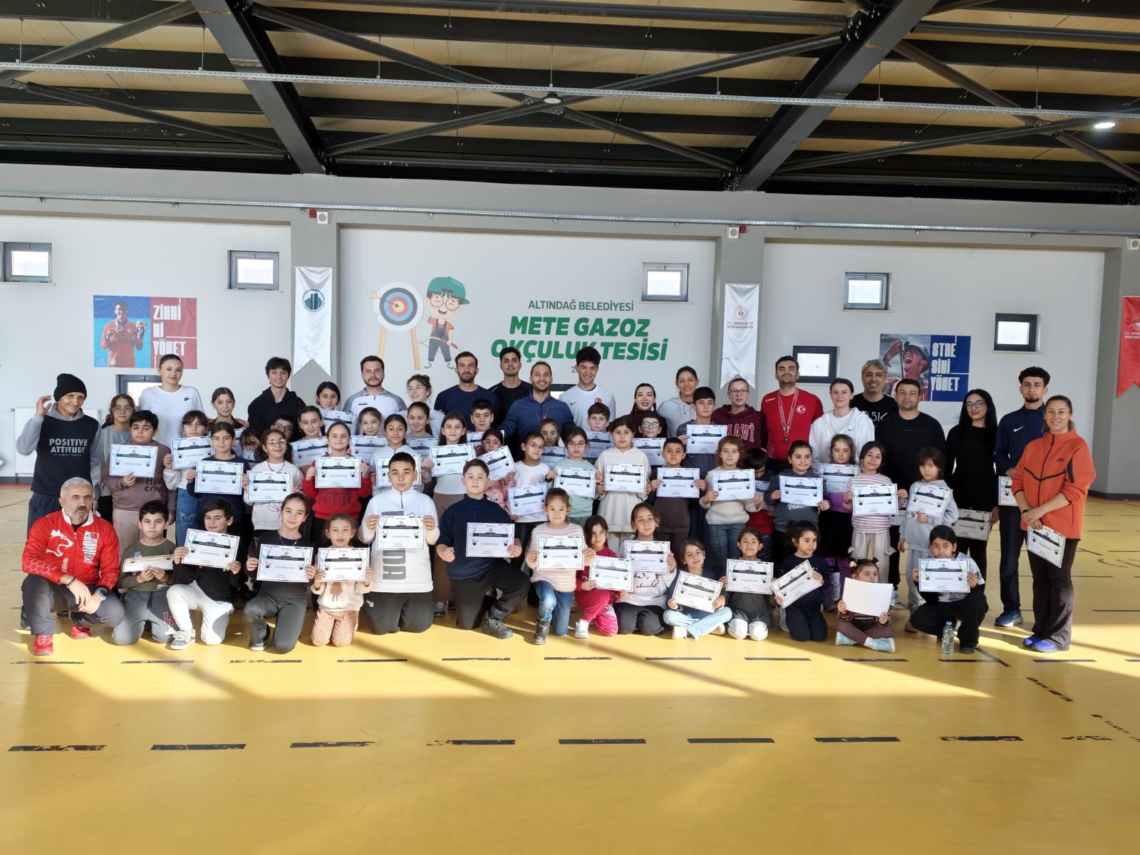 Gençli̇k Merkezleri̇nde Neşeli̇ Sömestr (22)