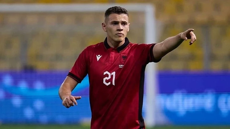 Kristjan Asllani (5)