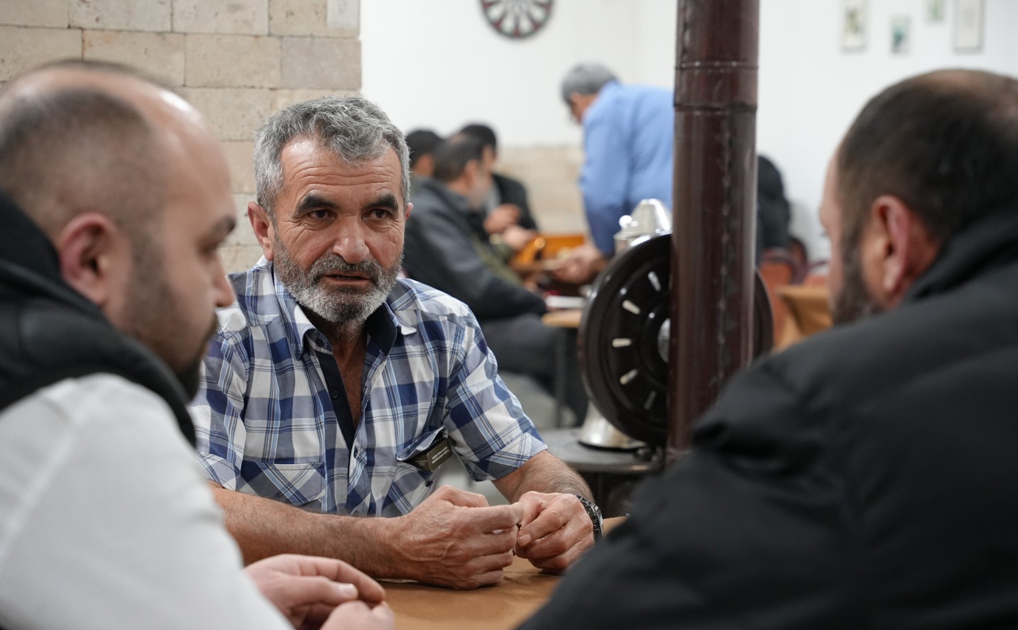 Kolonya dökülen soba bomba gibi patladı - 3