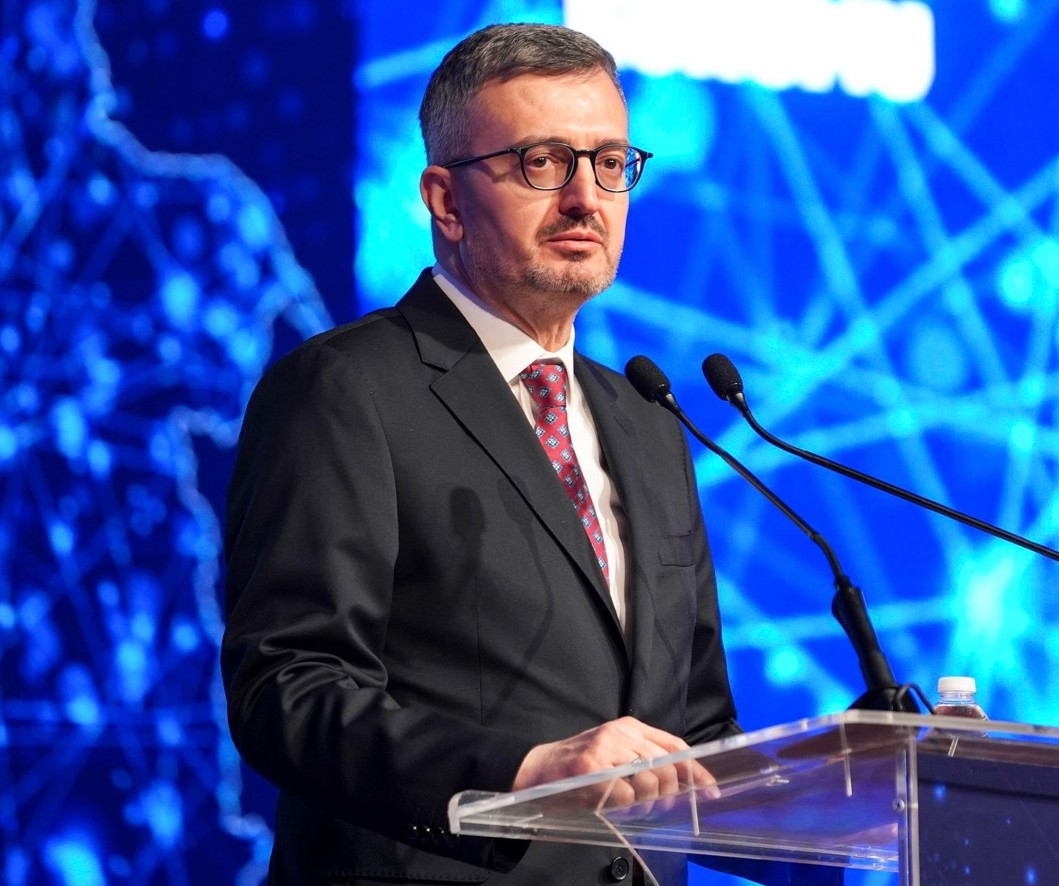 Dijital Dönüşüm Çağında Habercilik Yapay Zekâ ve Dijital Yetkinlikler Burhanettin Duran