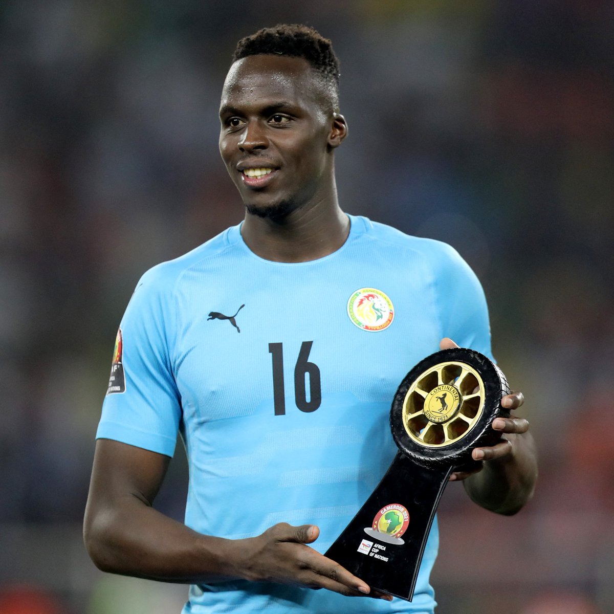 Yehvann Diouf Havlu (1)-1