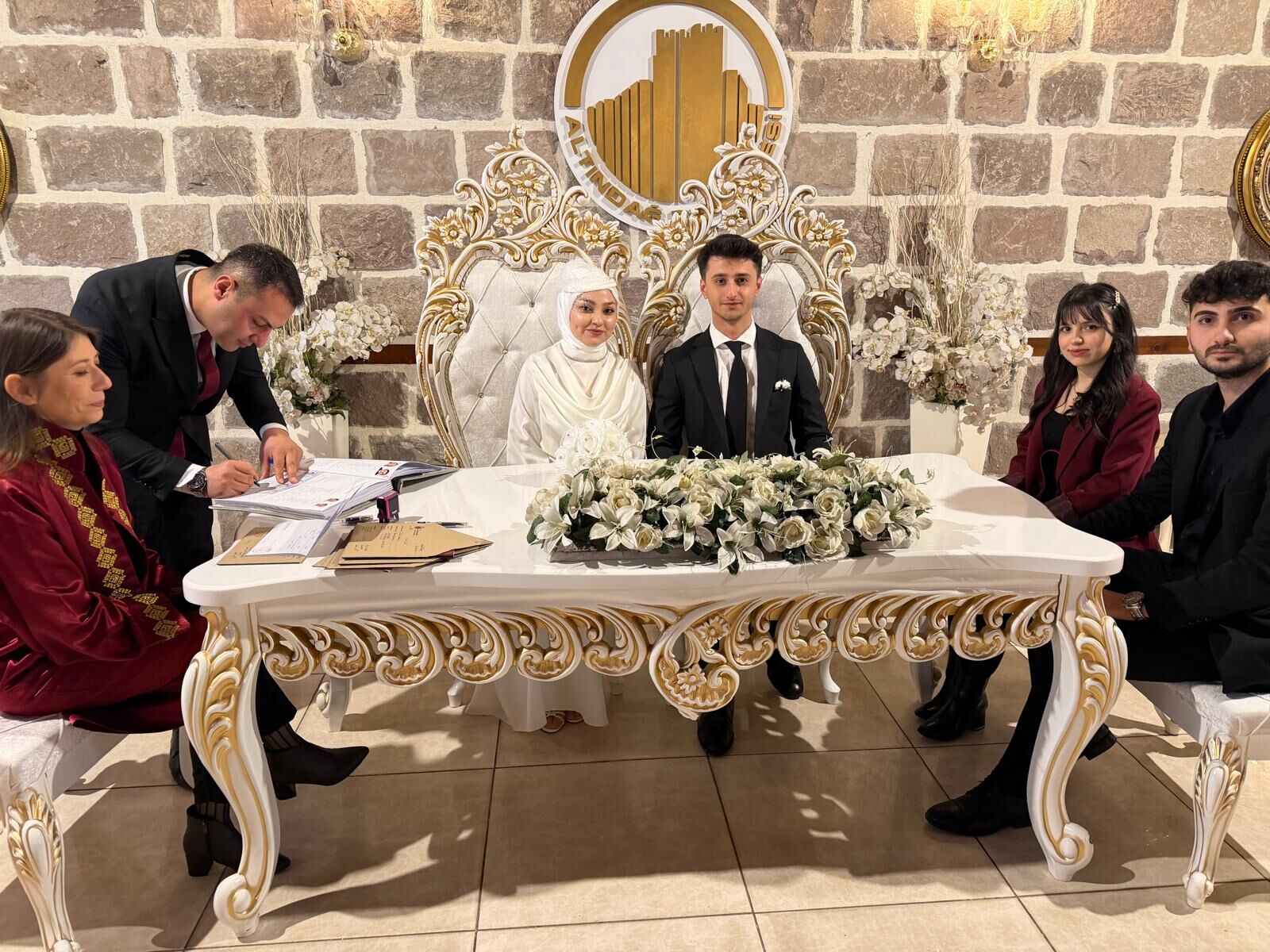 14 Şubat’ta 90 Çi̇ft Mutluluğa “Evet” Dedi̇ (6)