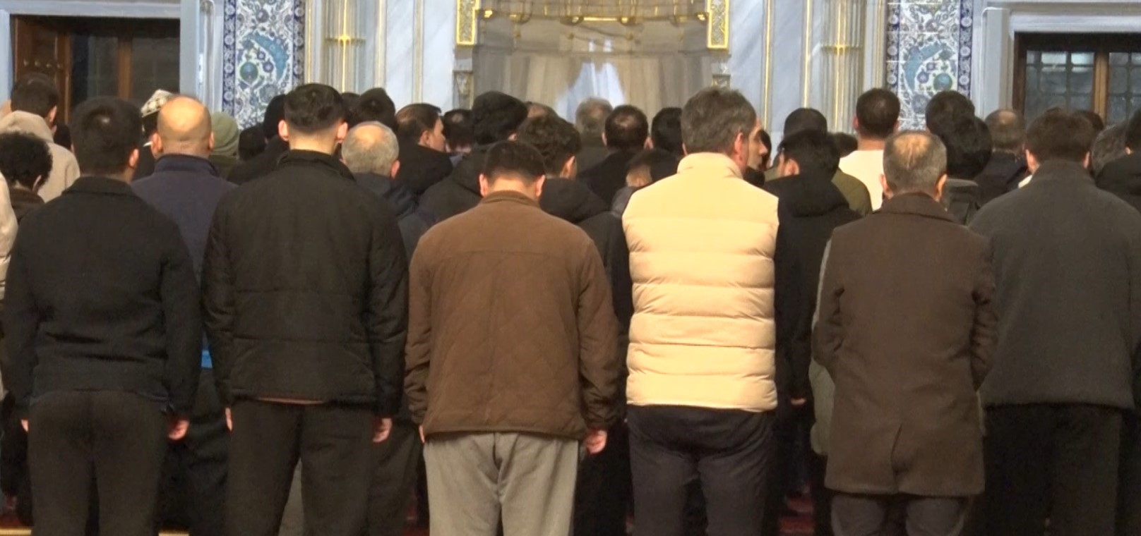 Ankara'da Ramazan başladı, ilk teravihte yoğunluk yaşandı - 2