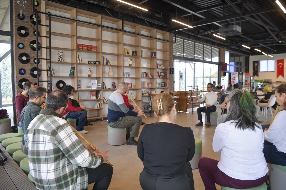 Abb Müzik Stüdyosunda Ankaralı Gençlere Ney Eğitimi (3)