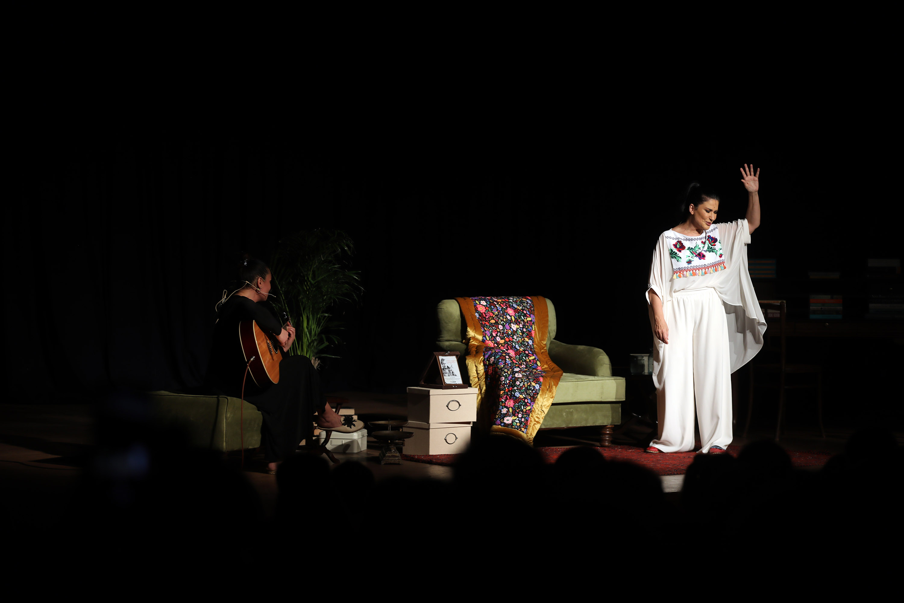 Ama Değil Rağmen (2)