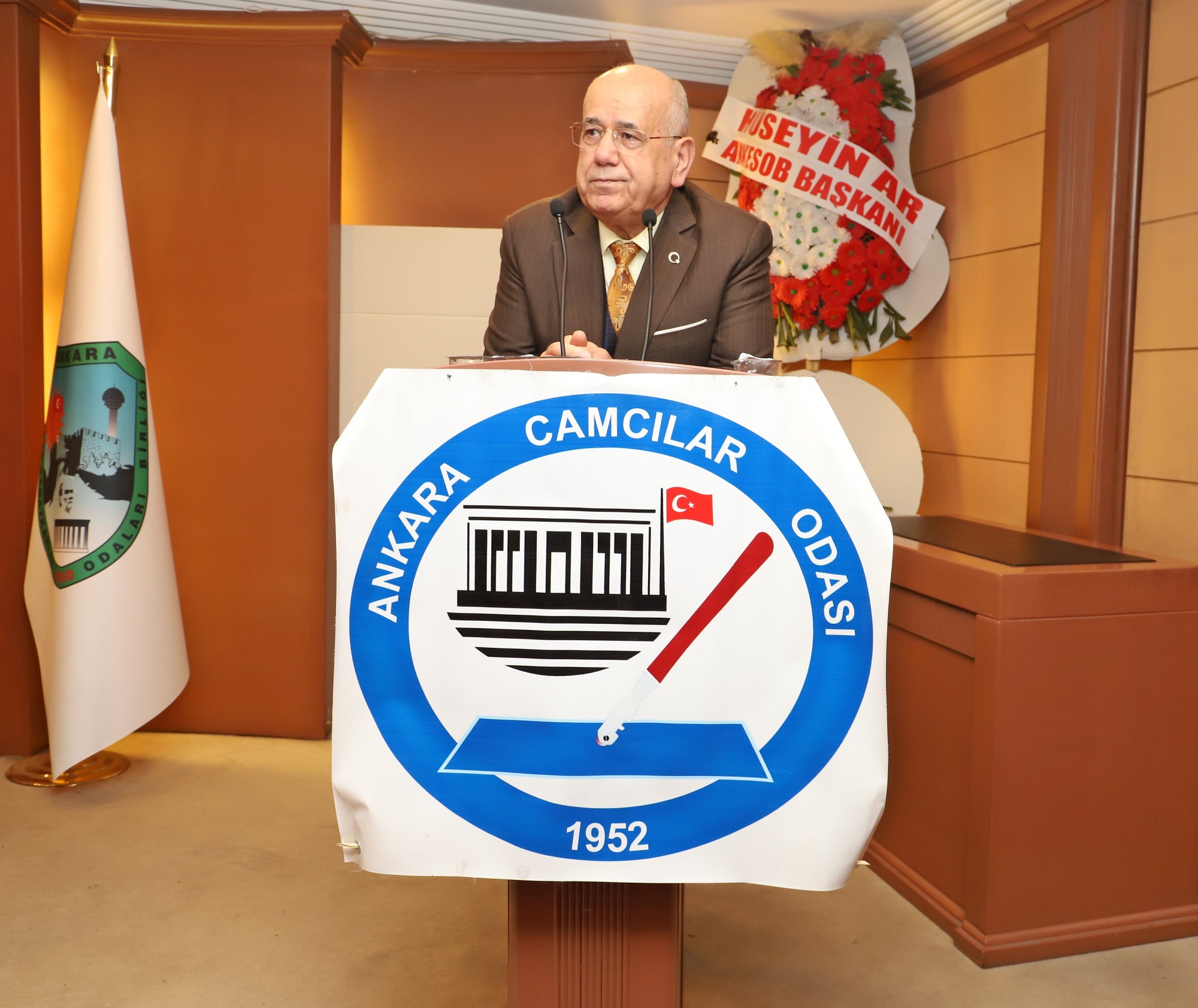 Ayhan Keser Yeniden Başkan Seçildi (2)