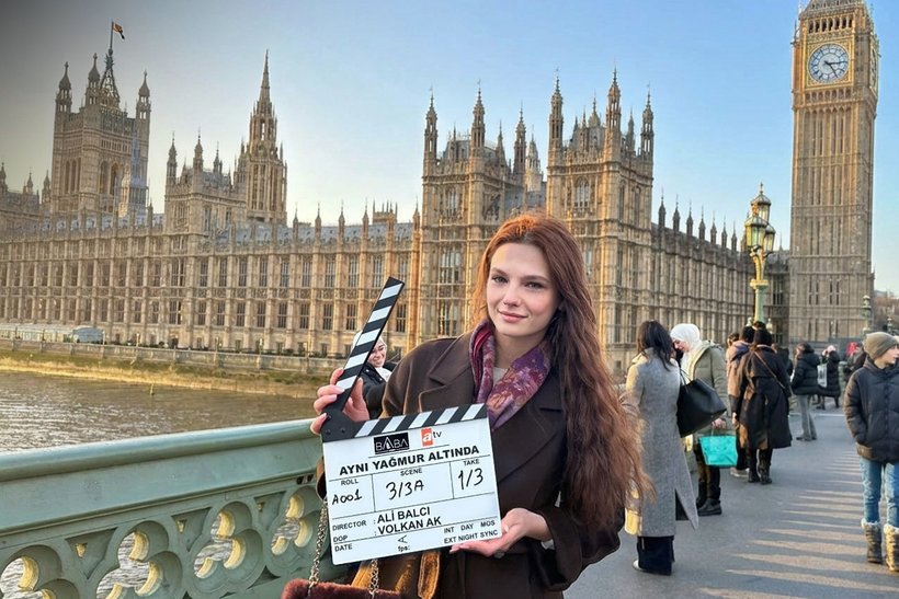 Aynı Yağmur Altında.jpg5