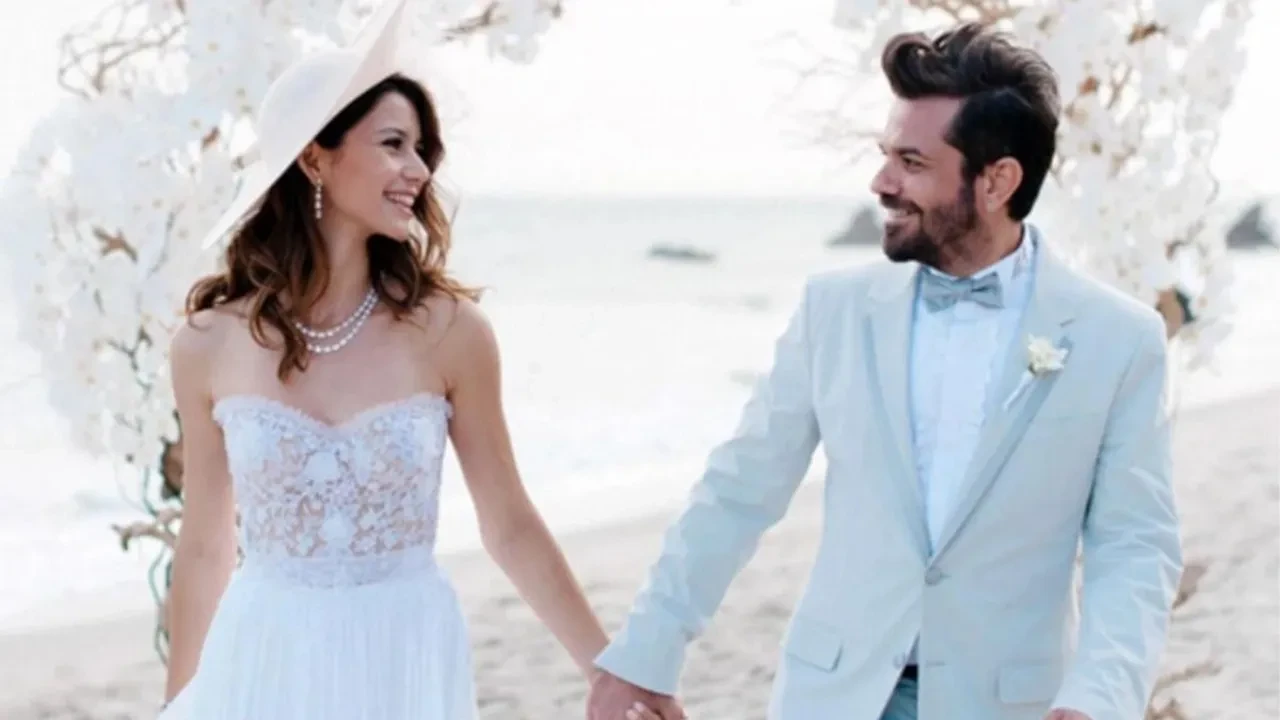 Beren Saat Ve Kenan Doğulu