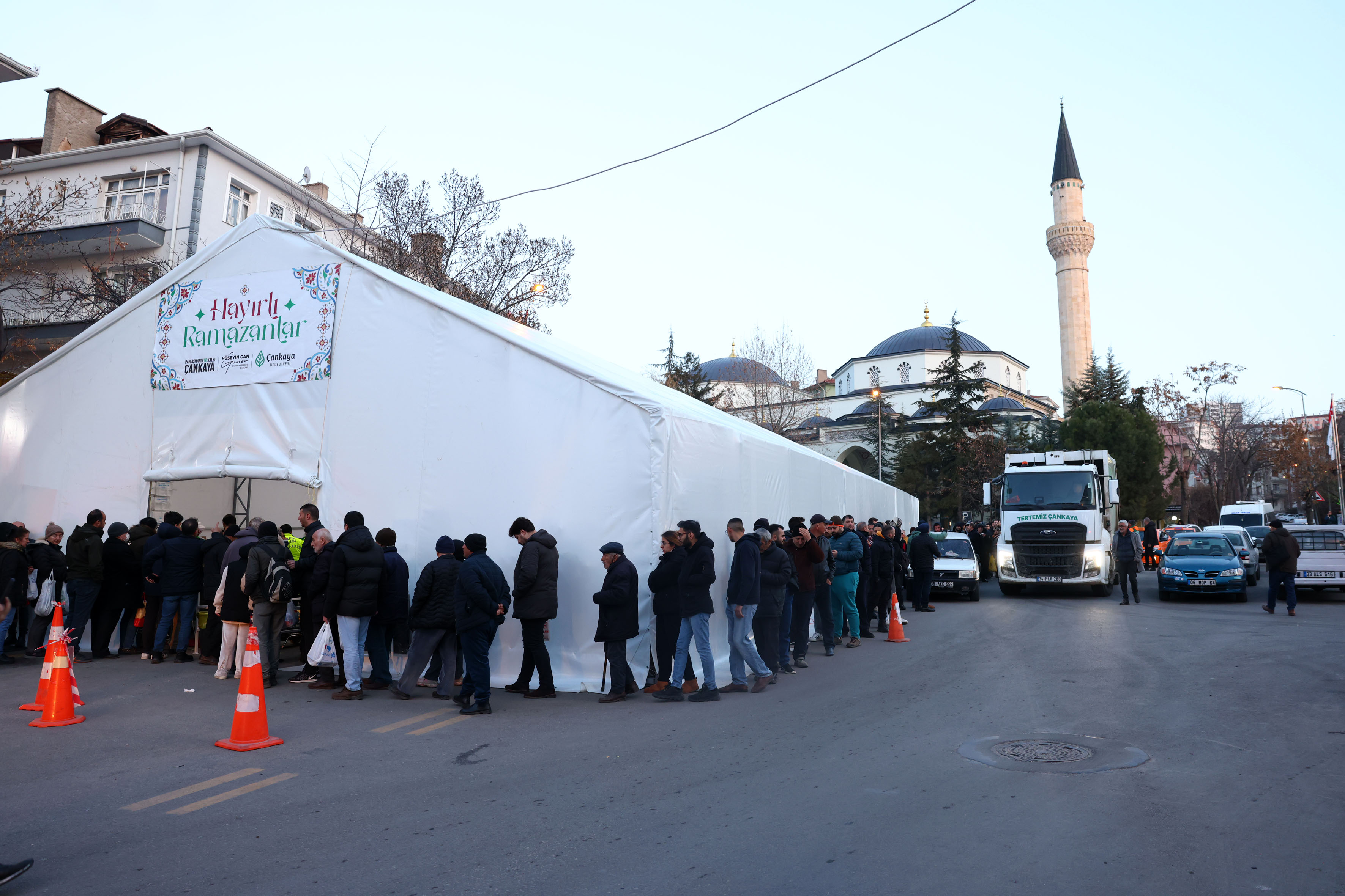 Çankaya Belediyesi Üç Farklı Noktada Iftar Çadırları Kuracak (4)