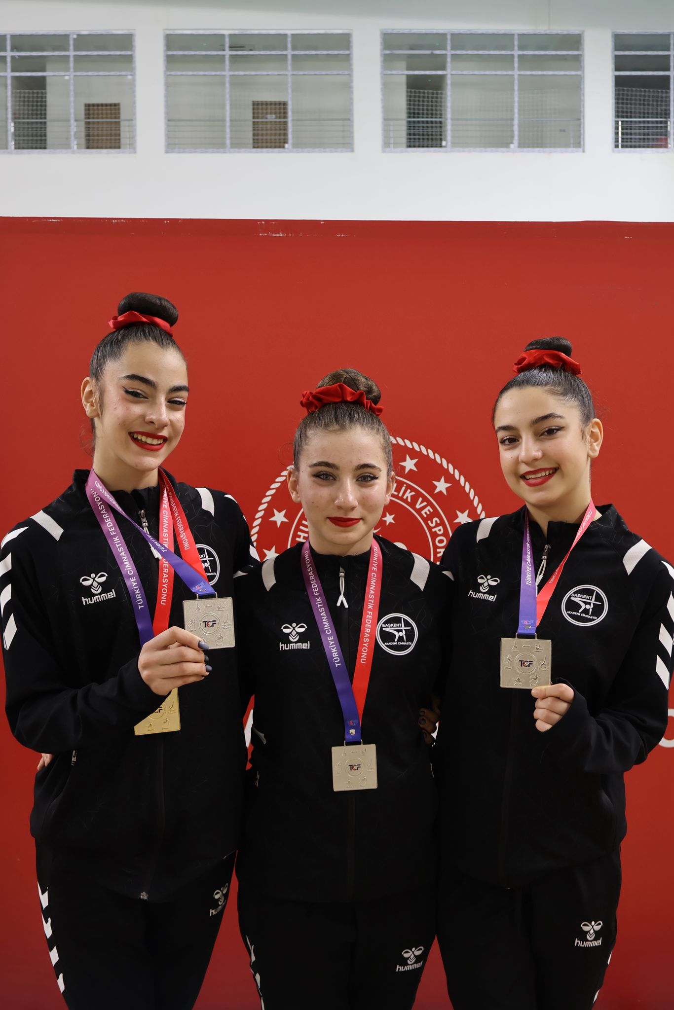 Irmak Coşkun Peri Zeynep Sak Elif Akder, 12 14 Yaş Trio Kategorisi Türkiye 2.Liği
