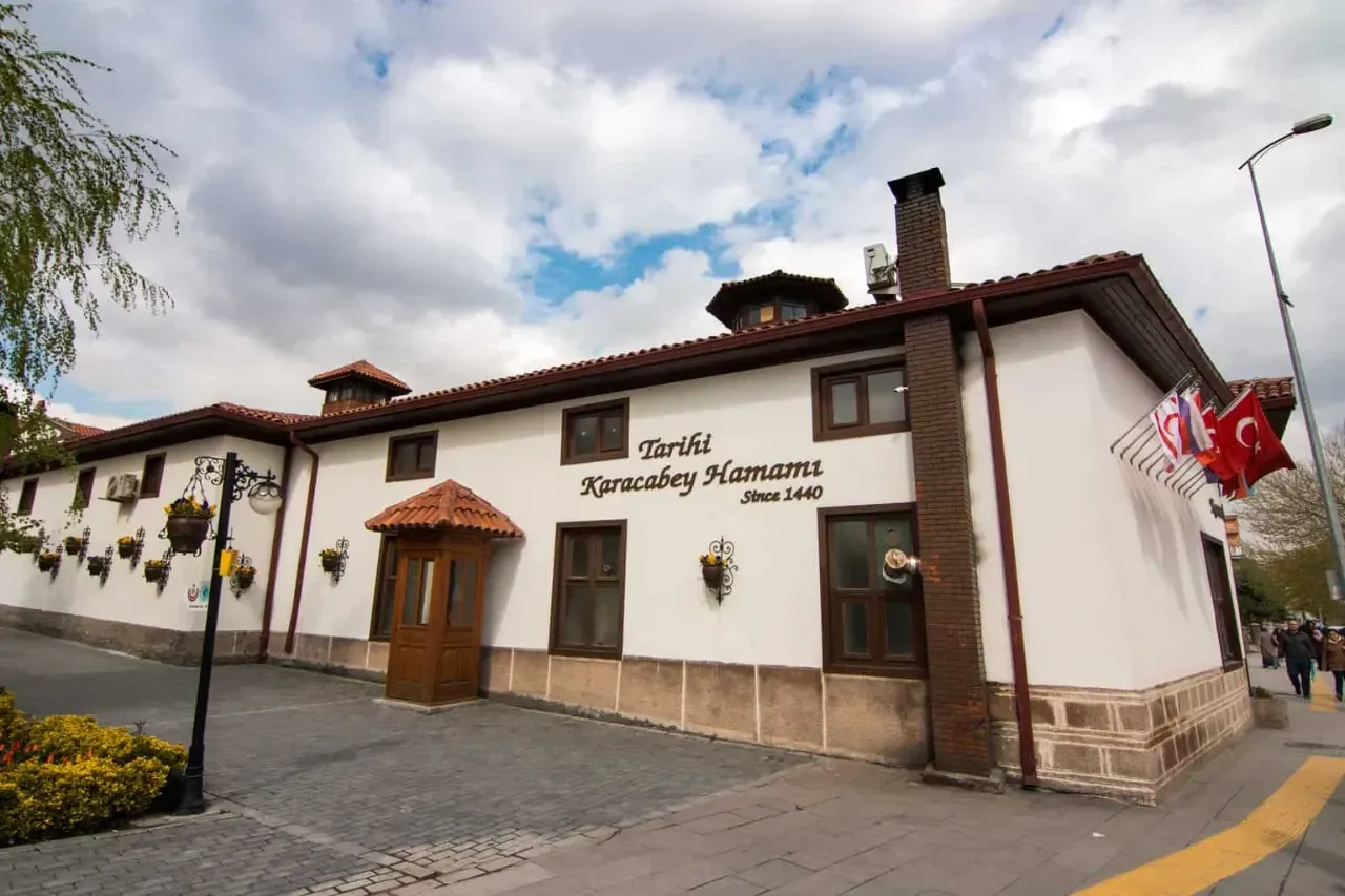 Karacabey Ve Şengül Hamamı